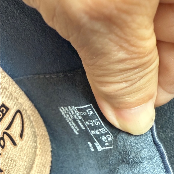 Clarks Black and Blue Women's Flats - Picture 3 of 11